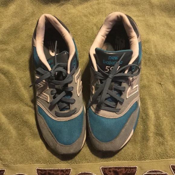 Used New balance. 9.5 - Picture 2 of 10